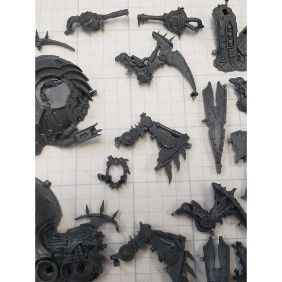 Warhammer 40k Chaos Space Marine Bits Warpforged Venomcrawler - Picture 3 of 9
